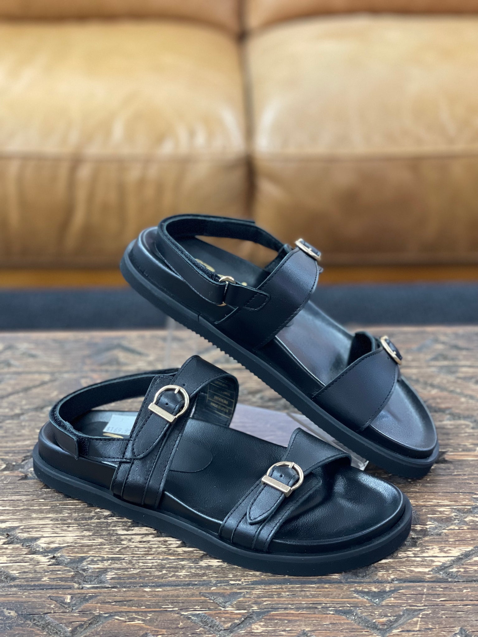 Zeta Carla Negro Sandal