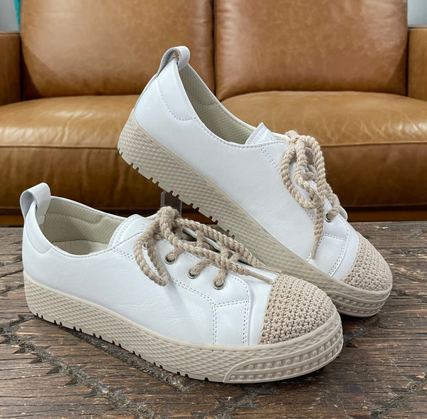 Hinako Cabarita White Sneaker