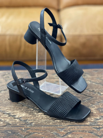 Django & Juliette Hanita Black Heel