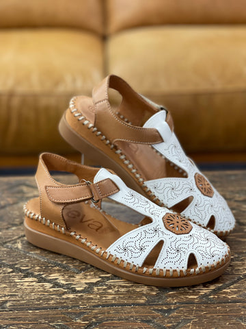 Reva Juliette White/Tan Sandal