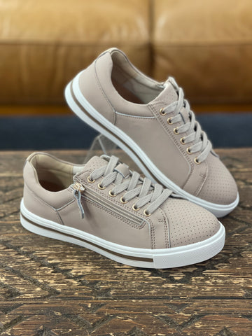 Bay Lane Kiki Nude Sneaker