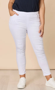 Threadz LA Stretch White Pull On Jean 35371