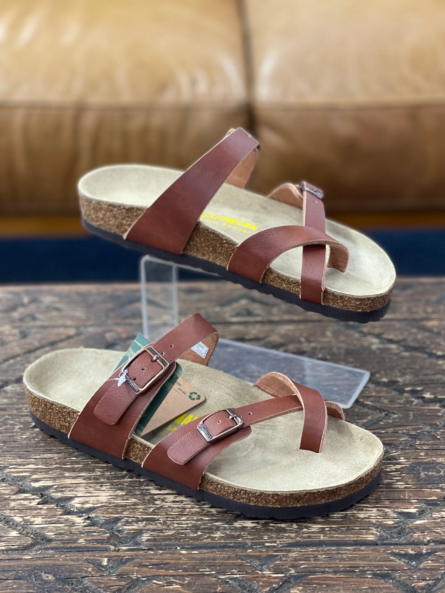 Neckerman Roman Tan Slide N2629