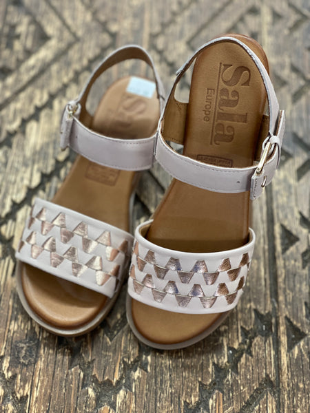 Sala Becky Cameo/Rose Gold Sandal