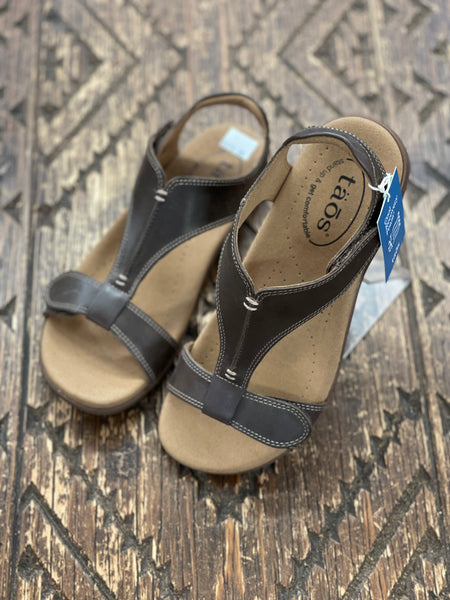 Taos The Show Mocca Sandal