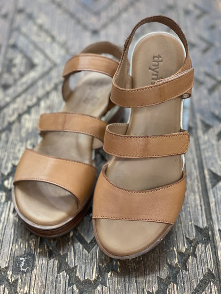 Thyme & Co Lizzy Tan/Gold Wedge