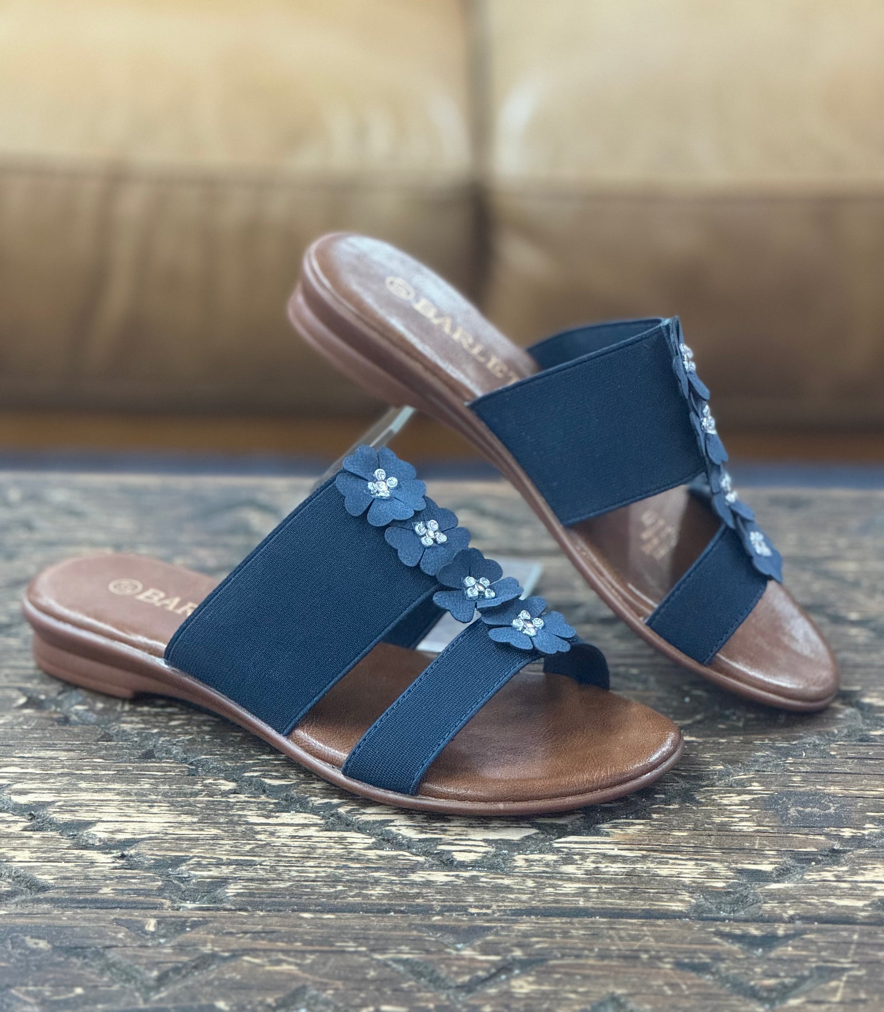 Barletta Flux Navy Flower Sandal
