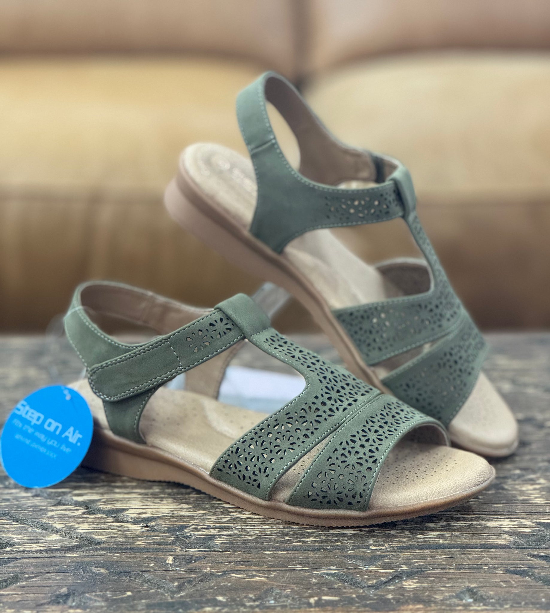 Step On Air Prism Olive Sandal