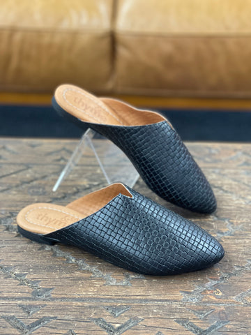 Thyme & Co Thicket Black Mule