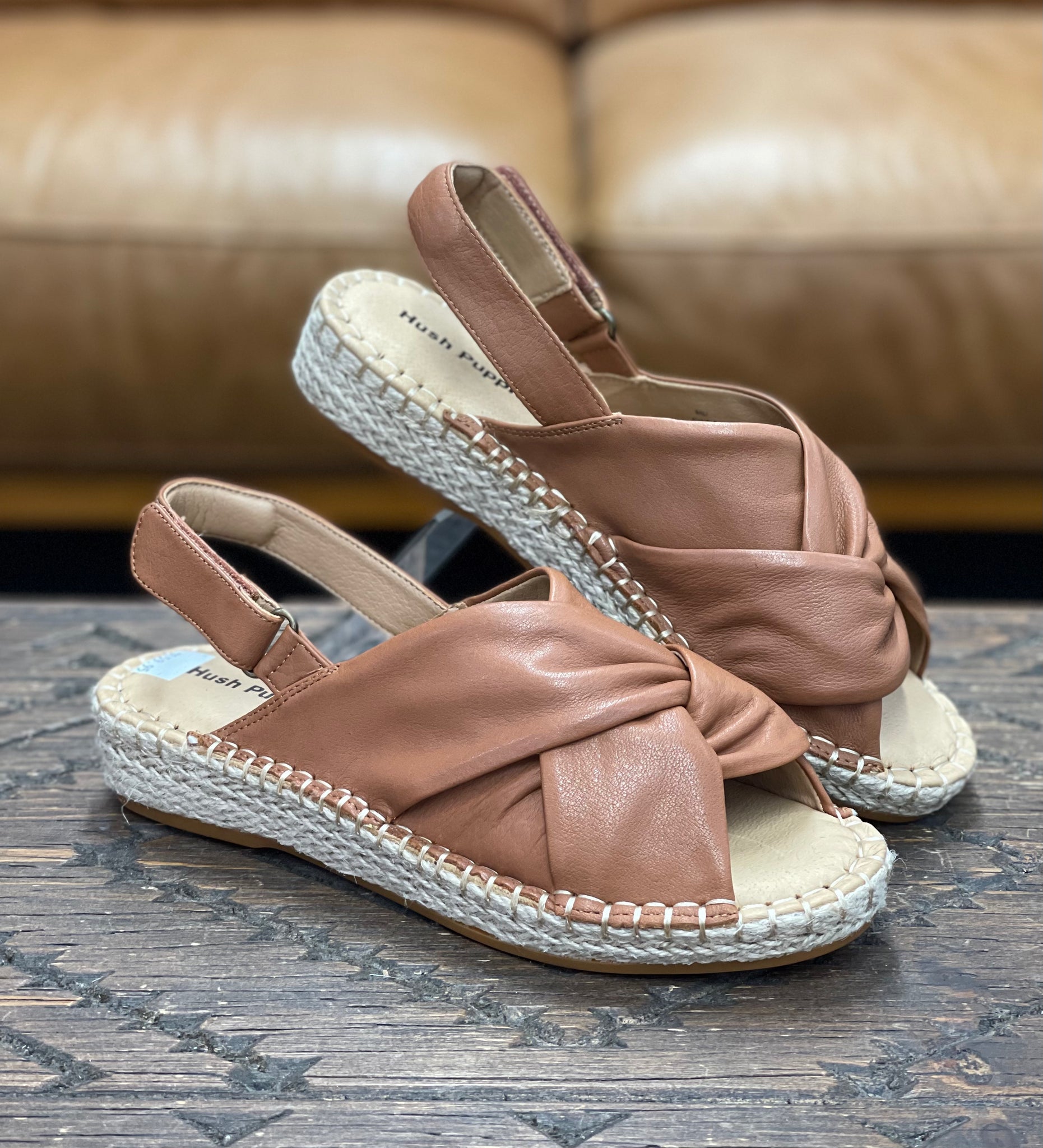 Hush hot sale puppies sandals