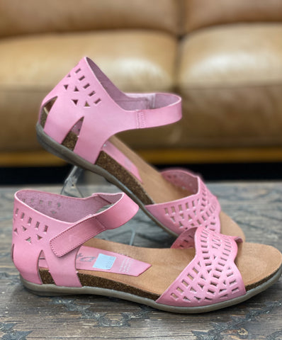 Zeta Ryon Fado Sandal